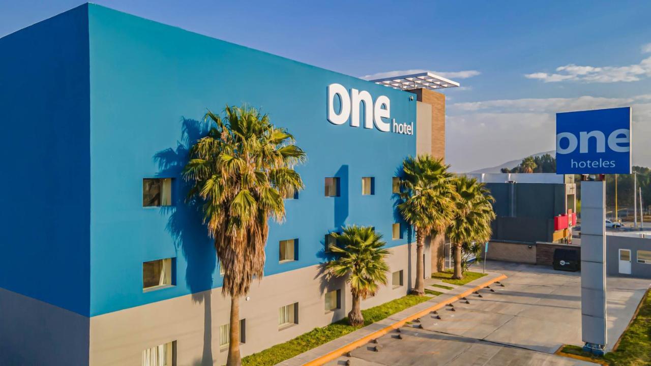 One Saltillo Aeropuerto Extérieur photo